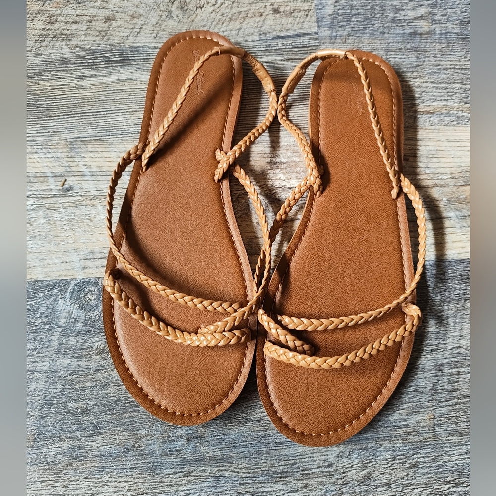 Universal Thread Braided Tan Sandals Women Size 12